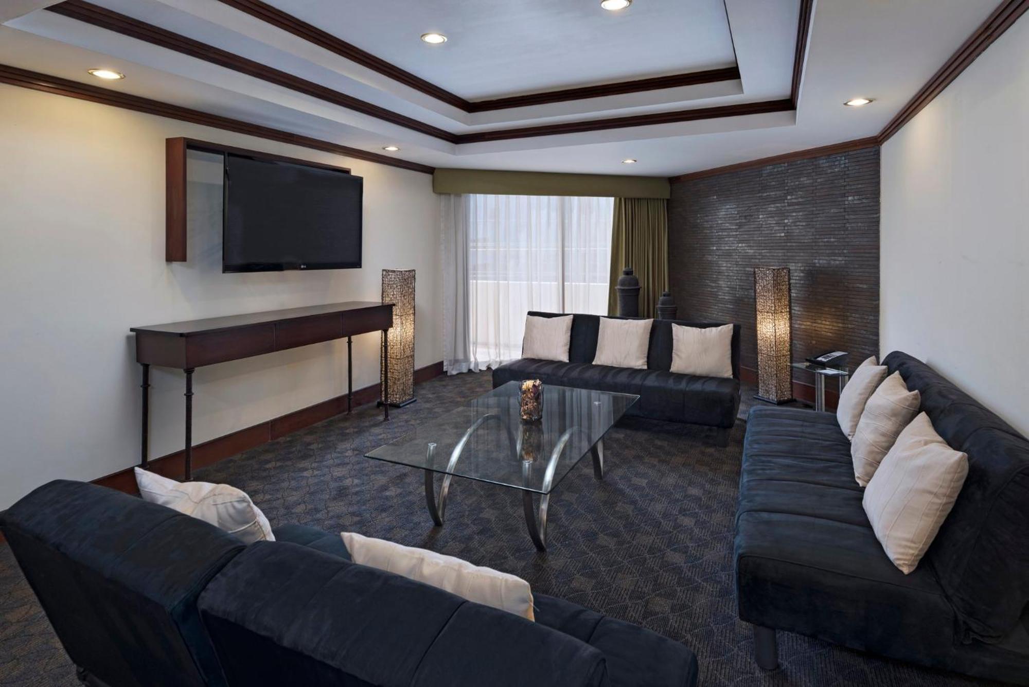 Holiday Inn Guatemala By Ihg Zewnętrze zdjęcie